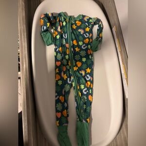 Little sleepies 6-12 lucky zippy